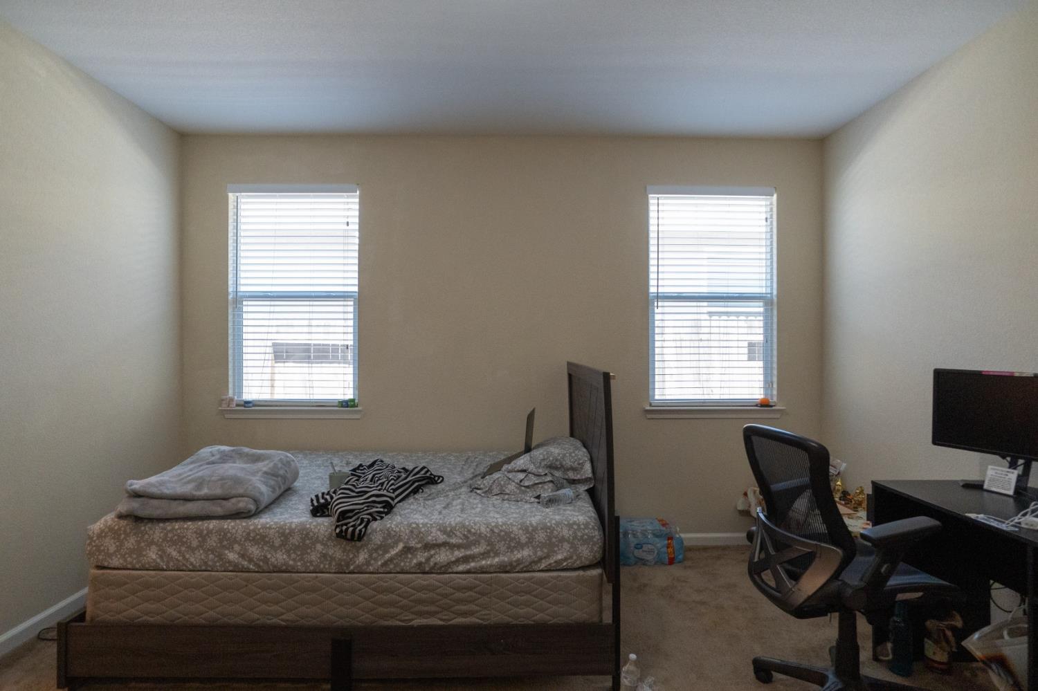 4869 Langley Way, Merced, CA 95348