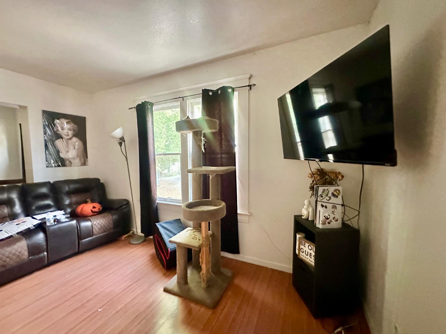 3705 3707 E Iowa Ave, Fresno, CA 93702