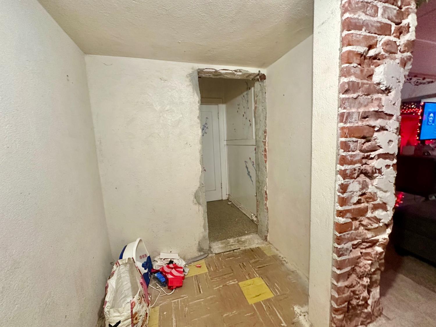 3705 3707 E Iowa Ave, Fresno, CA 93702