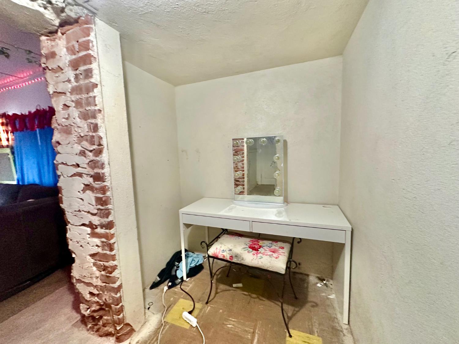 3705 3707 E Iowa Ave, Fresno, CA 93702