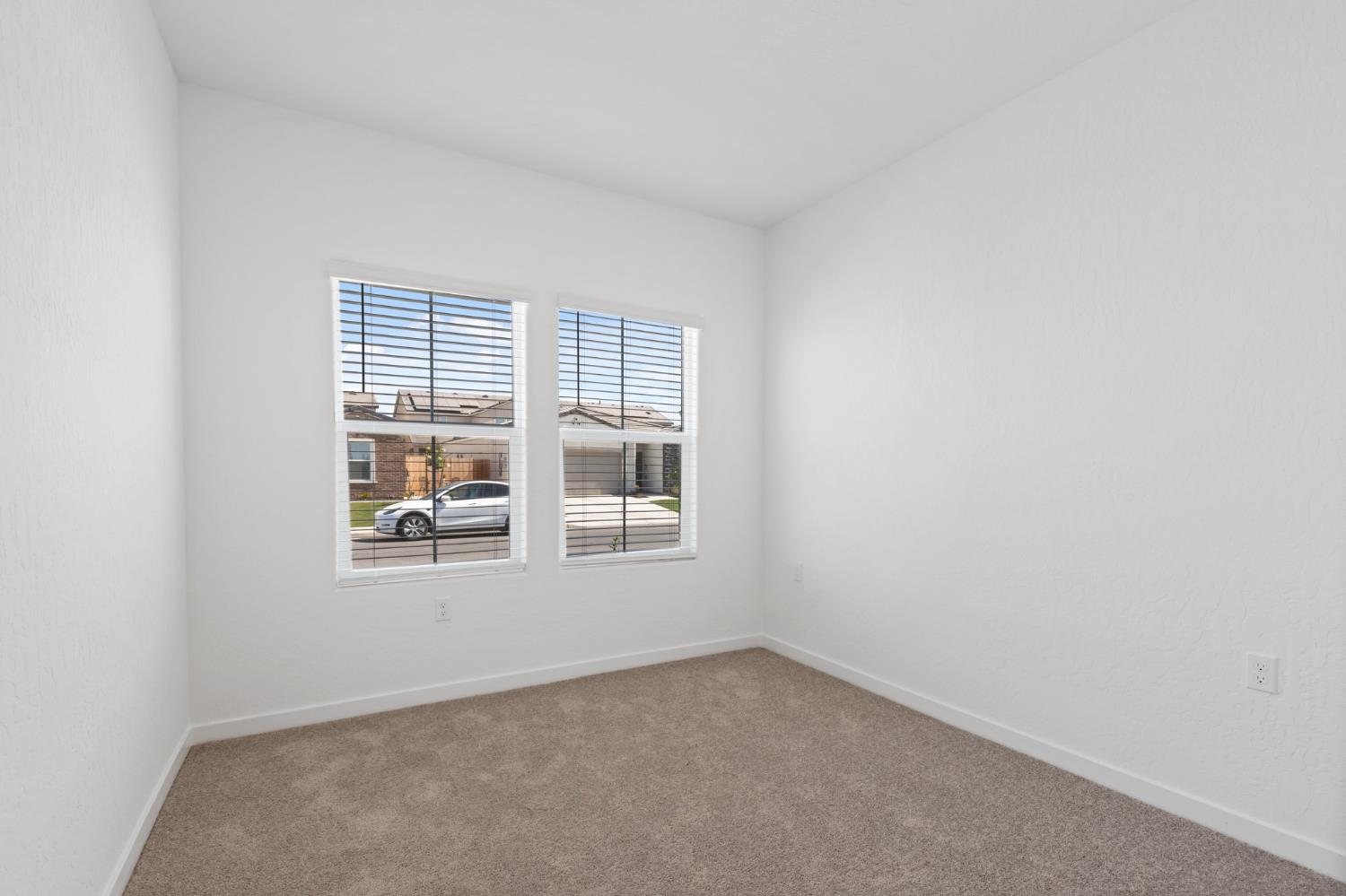 7133 W Willis Ave, Fresno, CA 93723