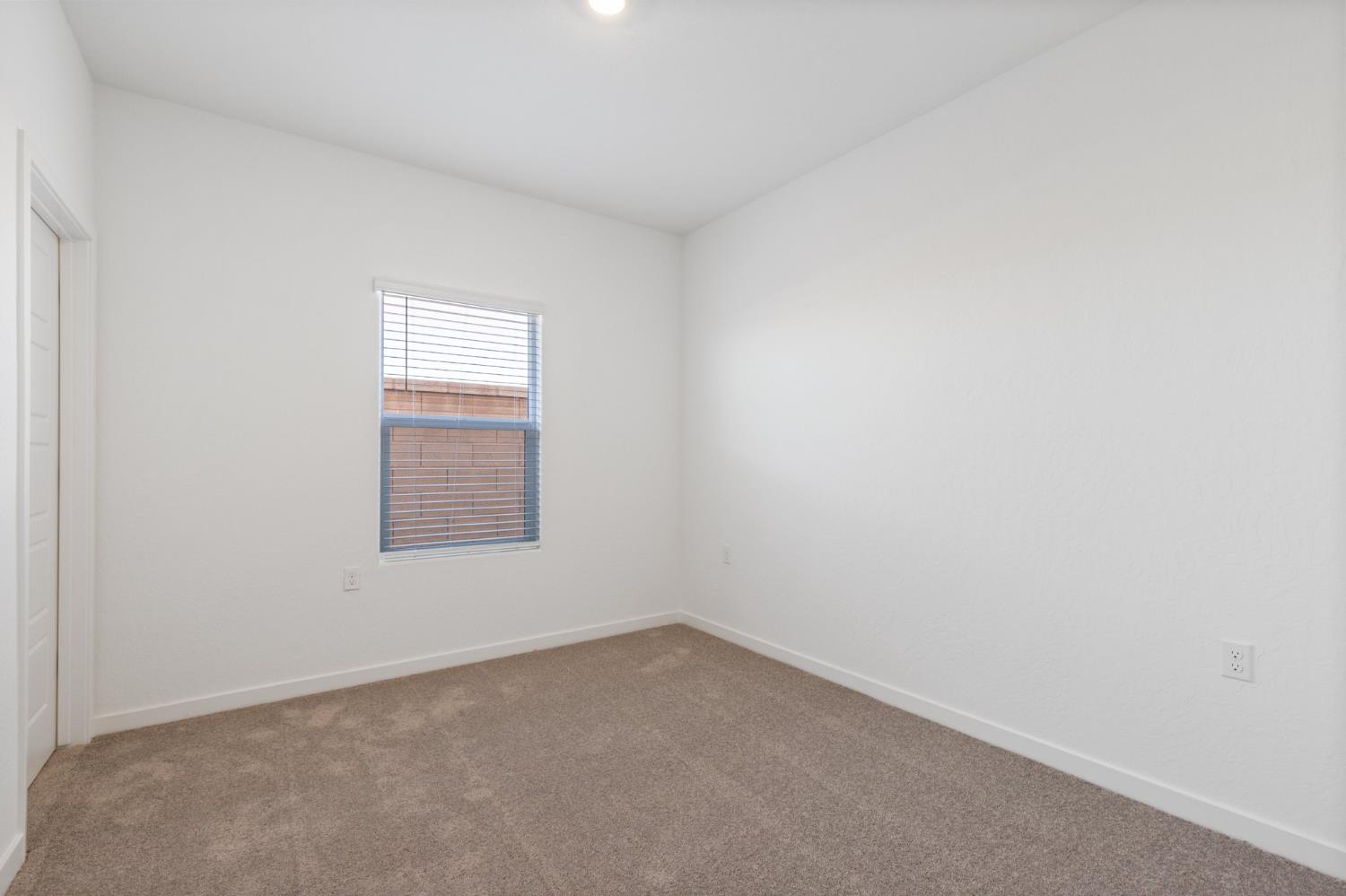7133 W Willis Ave, Fresno, CA 93723