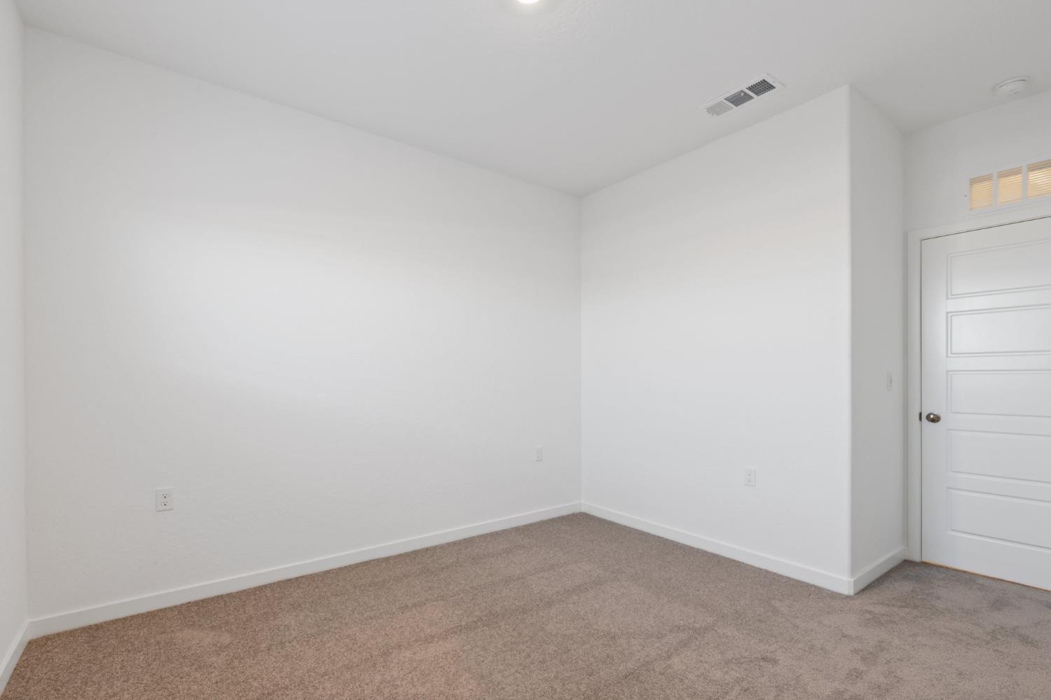 7133 W Willis Ave, Fresno, CA 93723