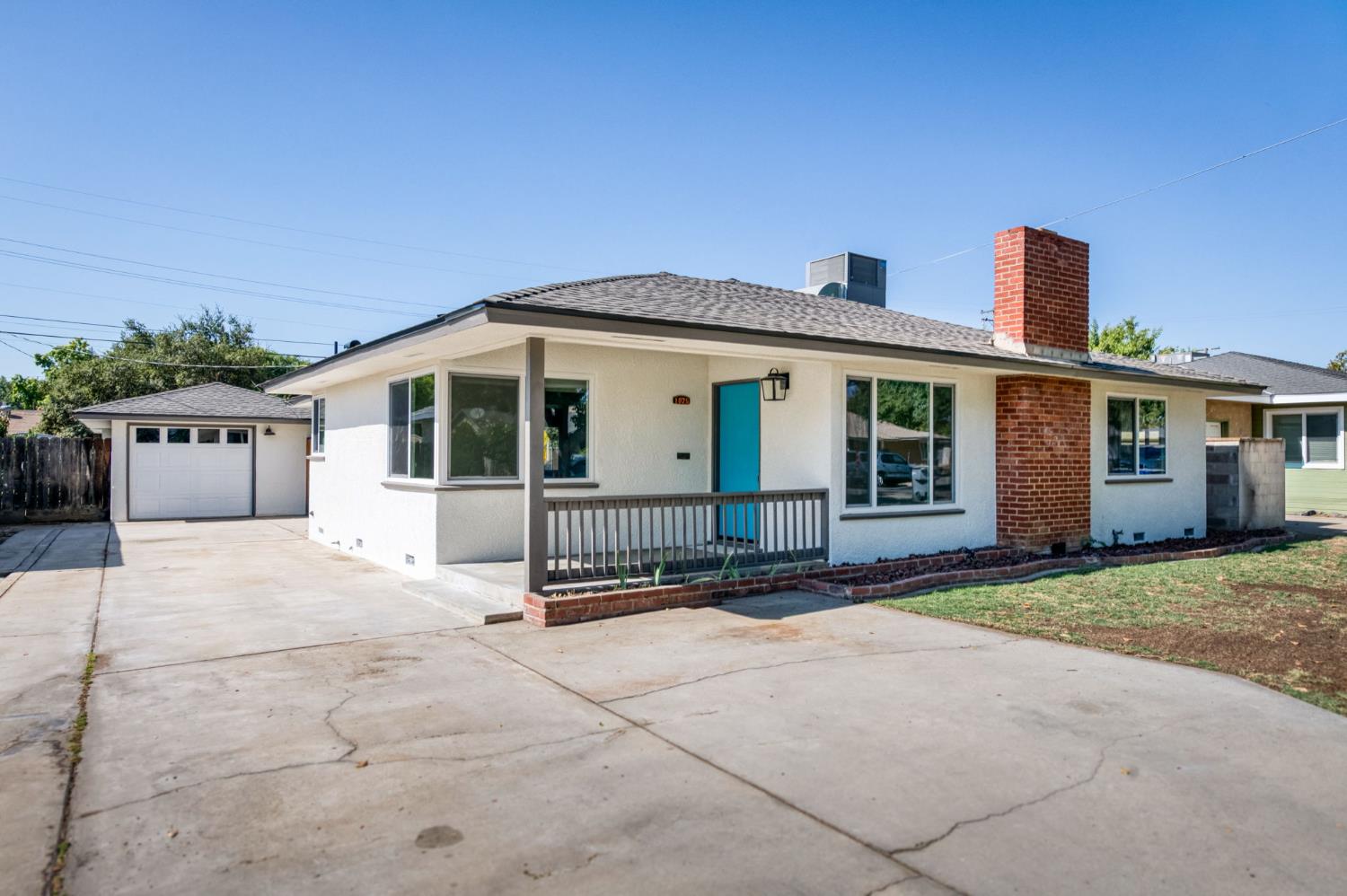 1025 W Fedora Ave, Fresno, CA 93705