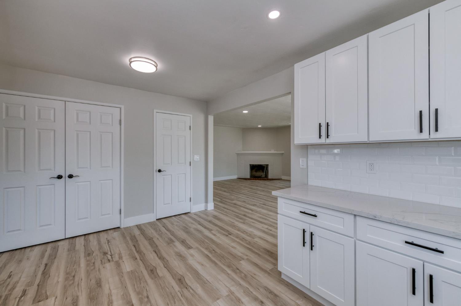 1025 W Fedora Ave, Fresno, CA 93705