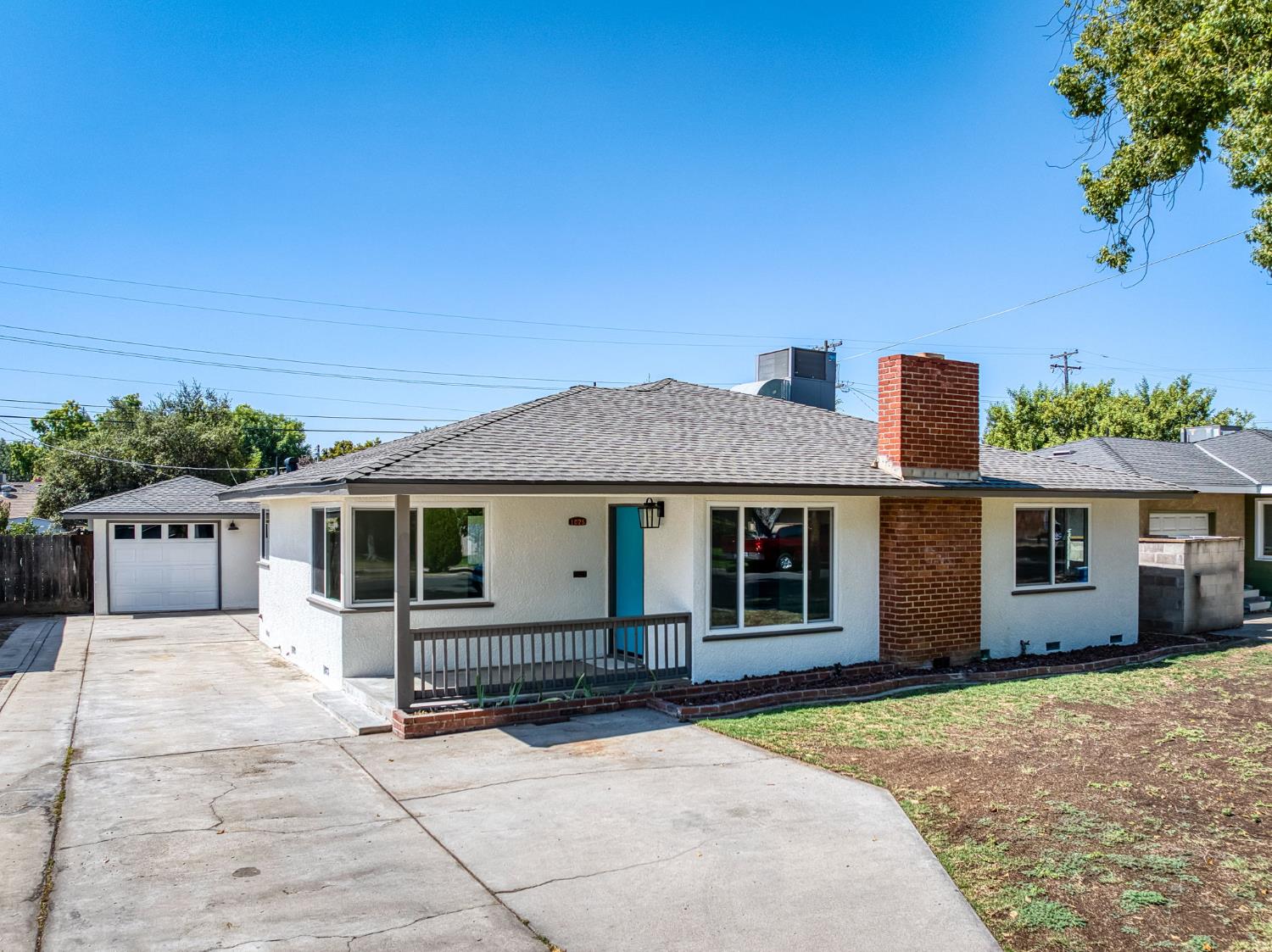 1025 W Fedora Ave, Fresno, CA 93705