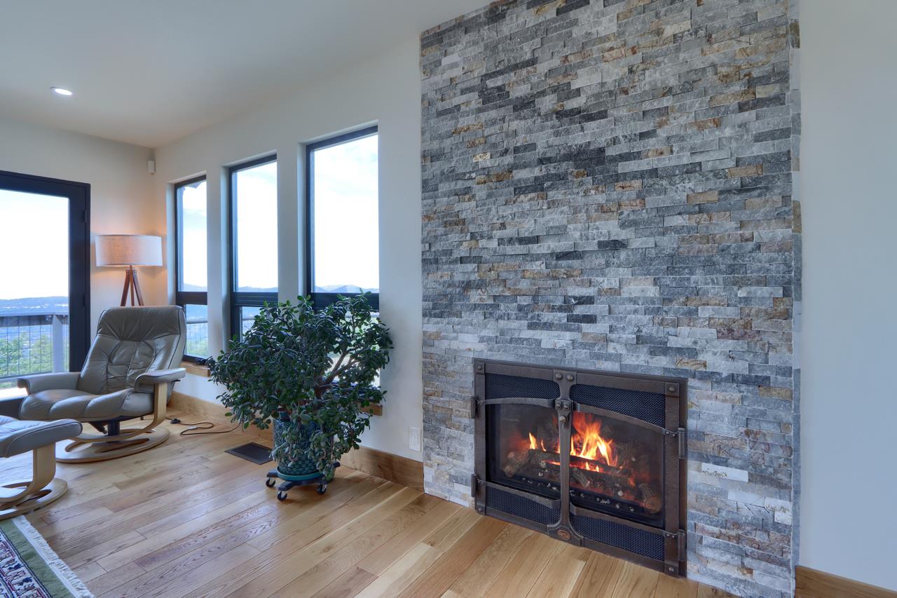 5767 El Capitan, Mariposa, CA 95338
