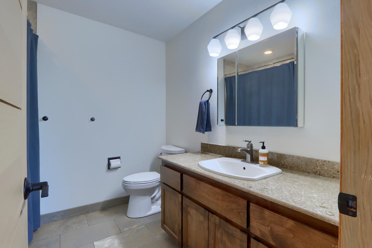 5767 El Capitan, Mariposa, CA 95338