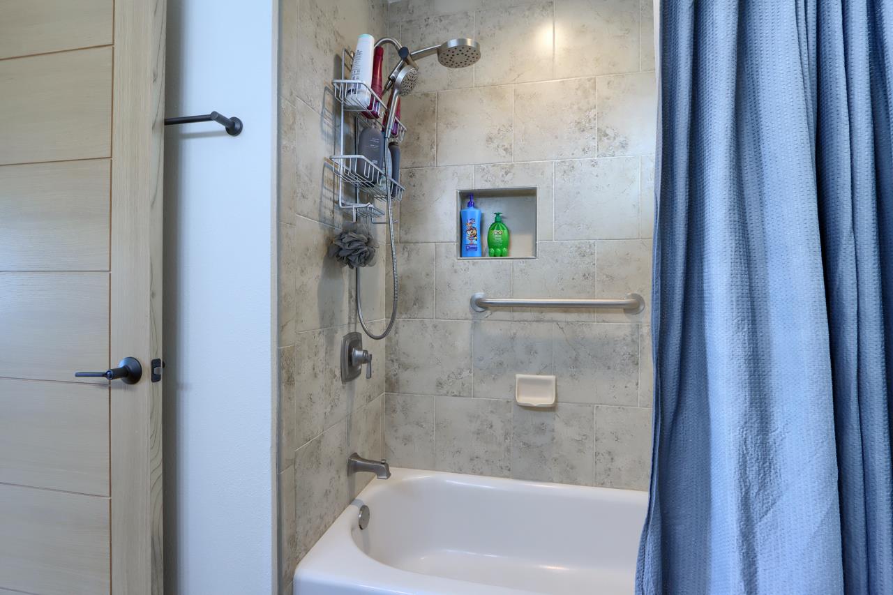5767 El Capitan, Mariposa, CA 95338