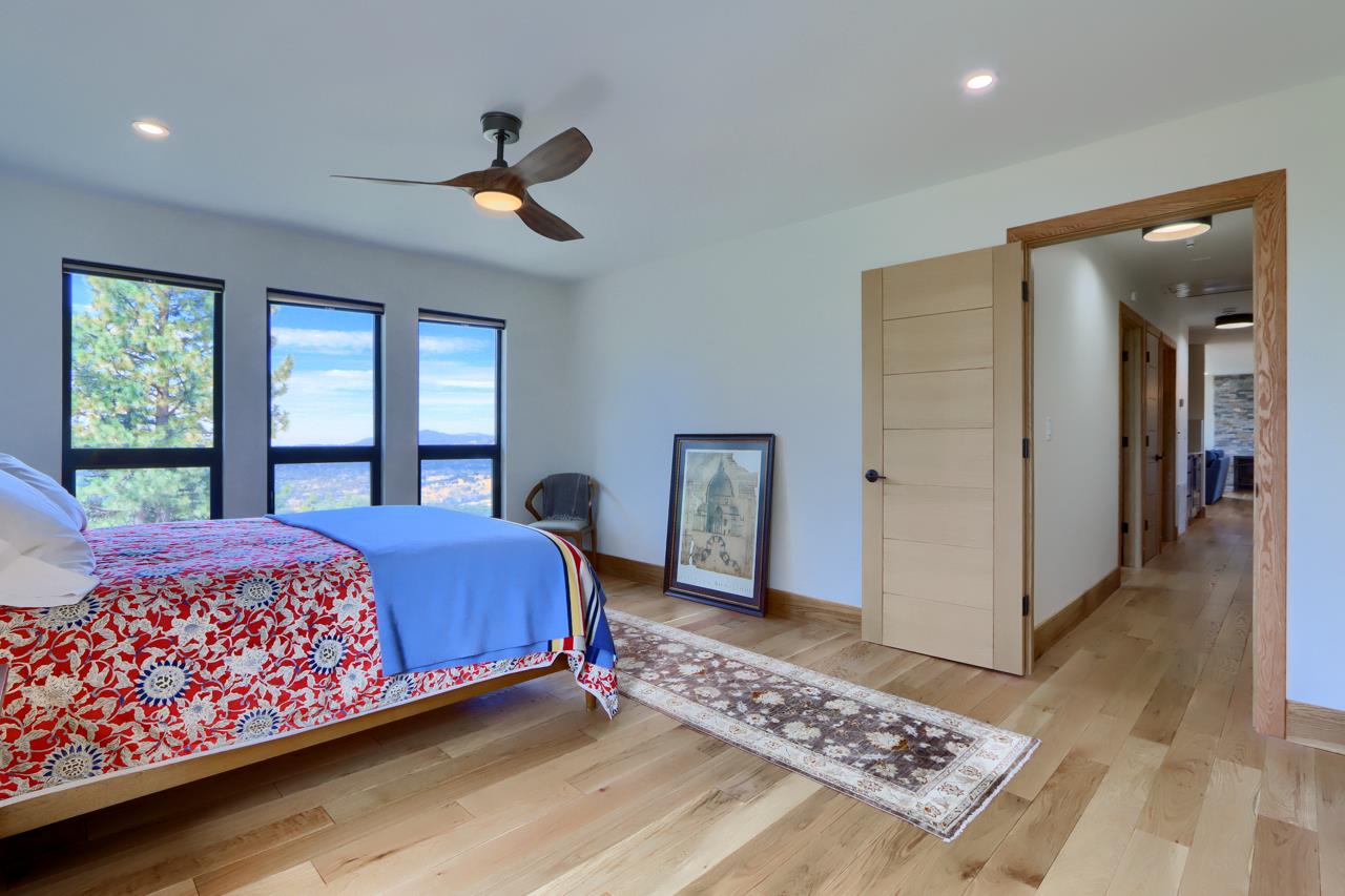 5767 El Capitan, Mariposa, CA 95338