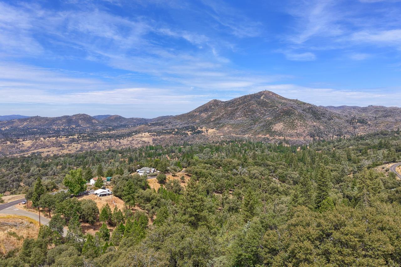 5767 El Capitan, Mariposa, CA 95338