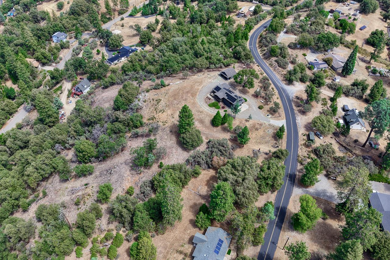 5767 El Capitan, Mariposa, CA 95338