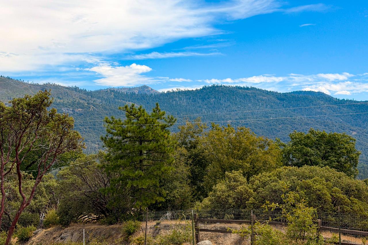 5767 El Capitan, Mariposa, CA 95338
