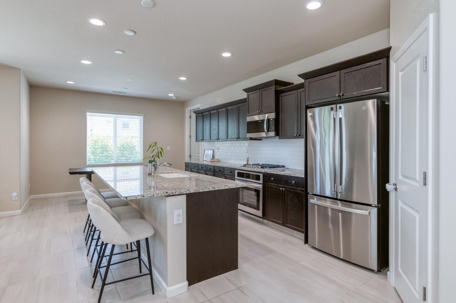 4658 Orchard Hills Rd, Madera, CA 93636