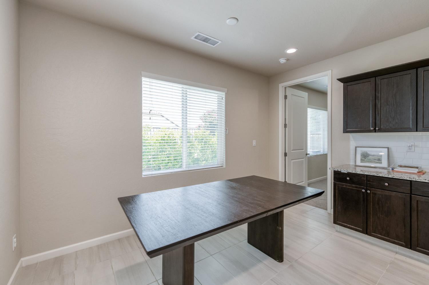 4658 Orchard Hills Rd, Madera, CA 93636