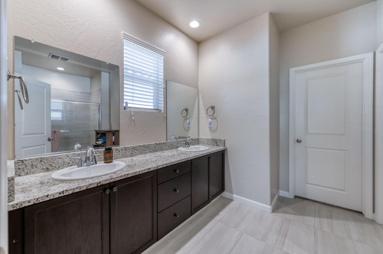 4658 Orchard Hills Rd, Madera, CA 93636