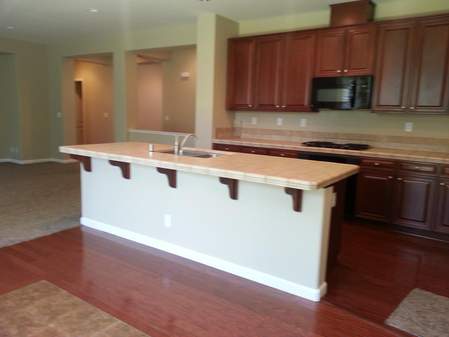 5401 W University Ave, Fresno, CA 93722