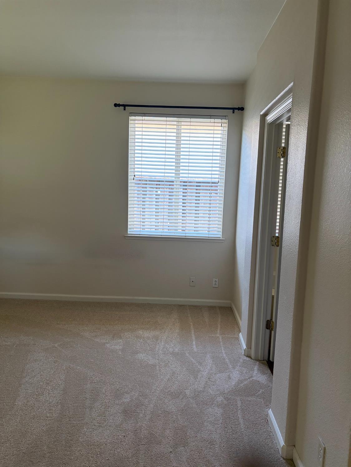 5401 W University Ave, Fresno, CA 93722