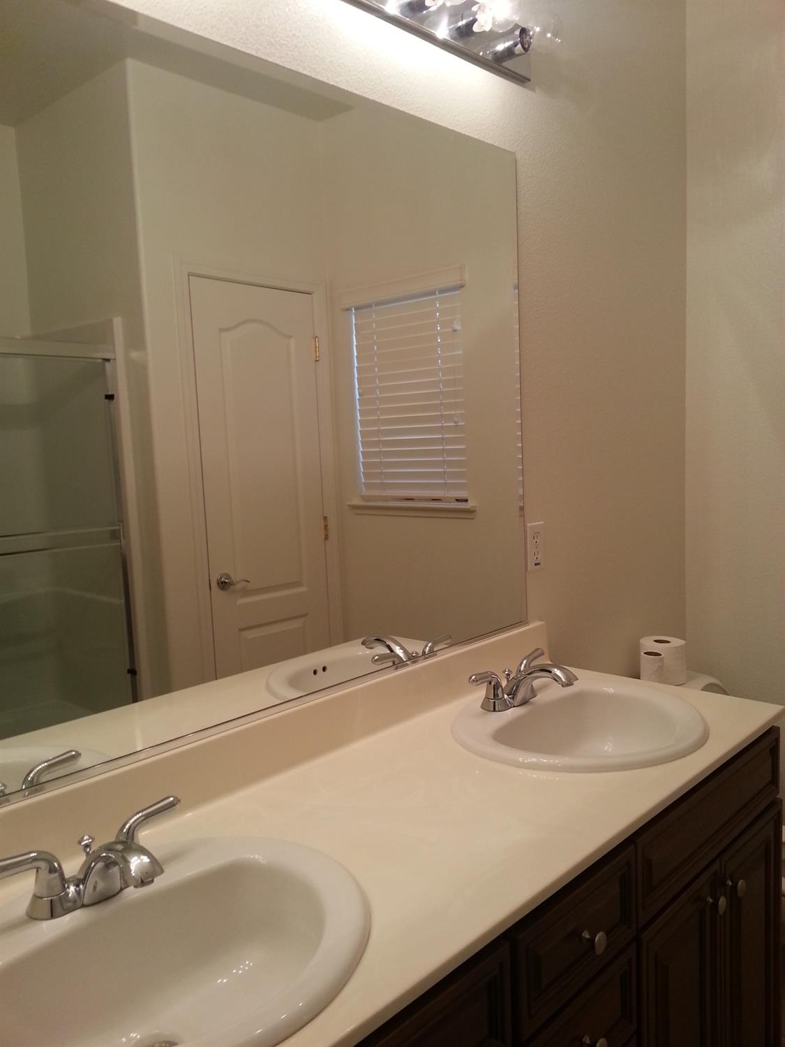 5401 W University Ave, Fresno, CA 93722