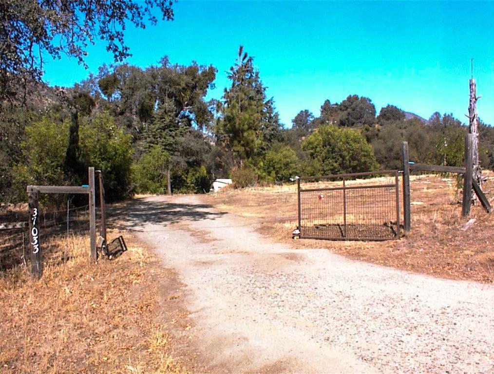 37033 Dunlap Rd, Yokuts Valley, CA 93675