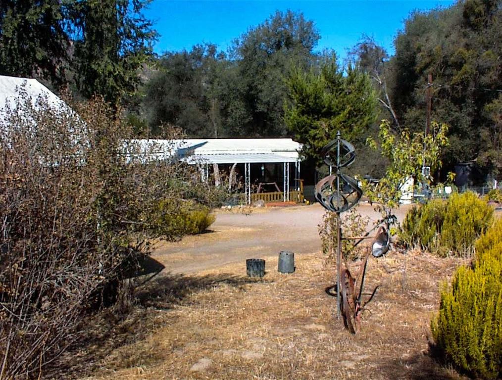 37033 Dunlap Rd, Yokuts Valley, CA 93675