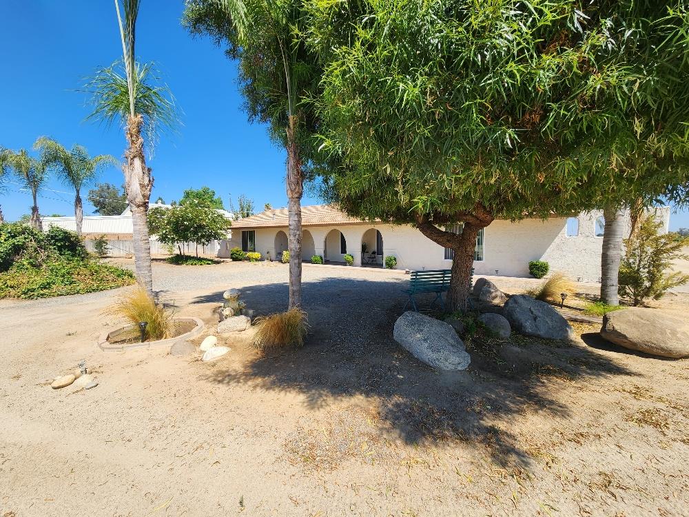 11736 W Jensen Ave, Kerman, CA 93630
