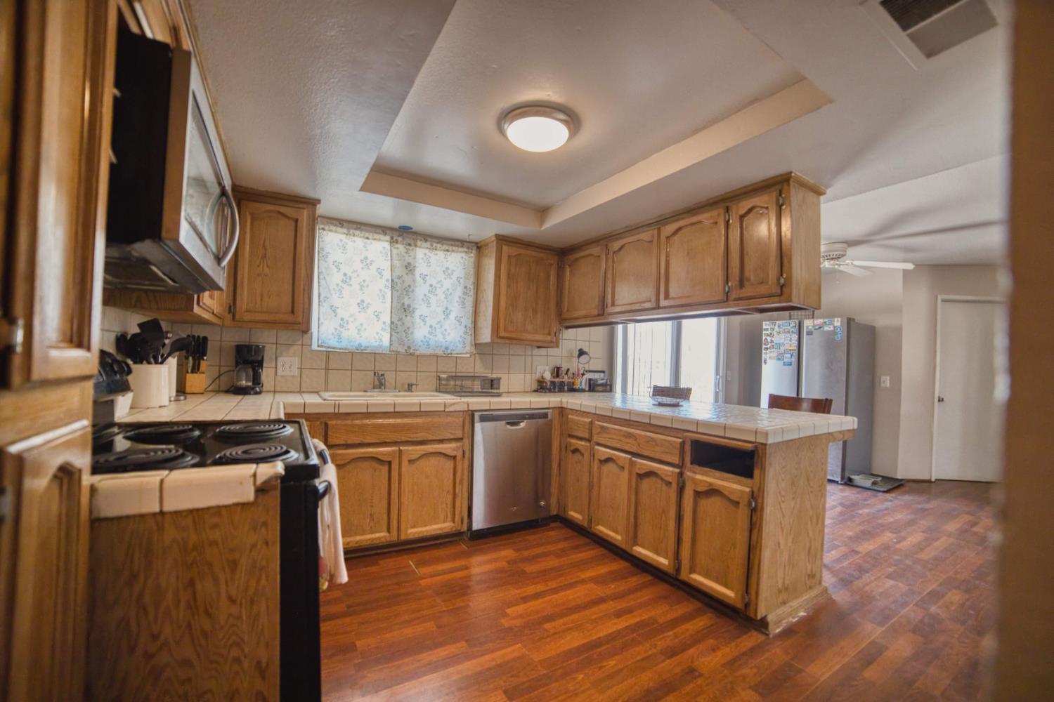 11736 W Jensen Ave, Kerman, CA 93630