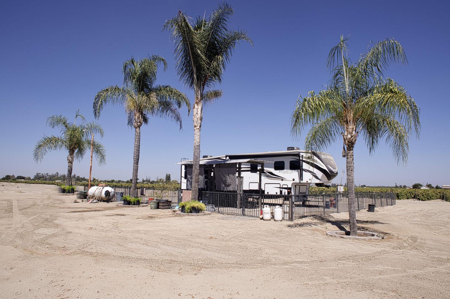 11736 W Jensen Ave, Kerman, CA 93630