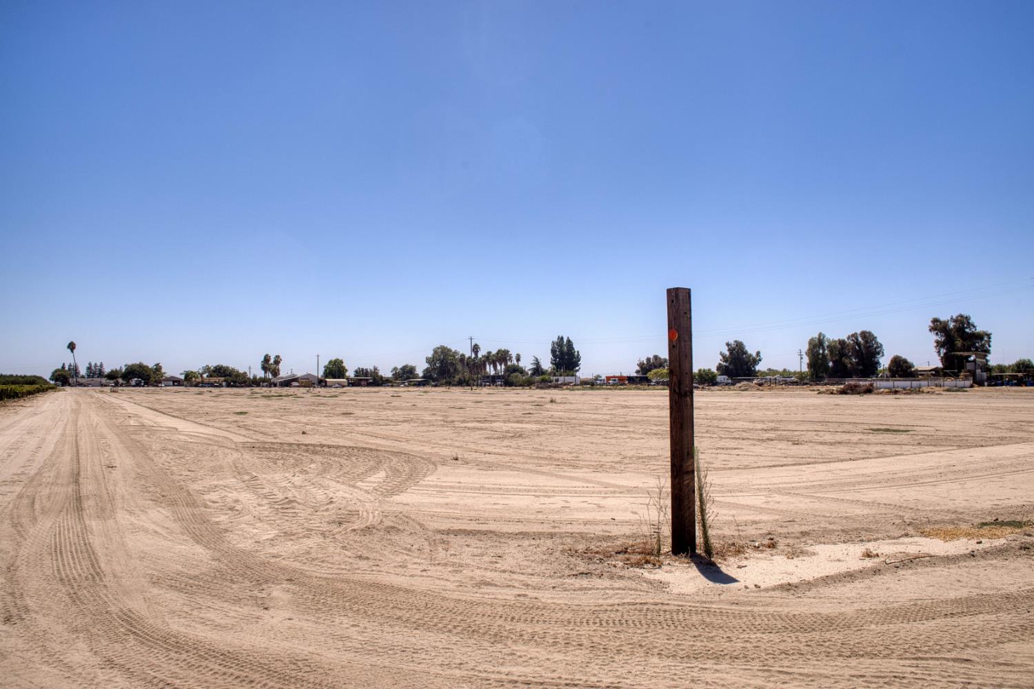 11736 W Jensen Ave, Kerman, CA 93630