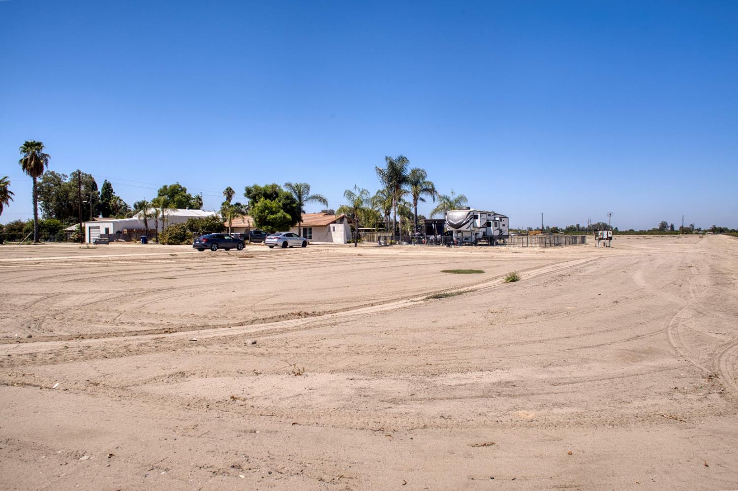 11736 W Jensen Ave, Kerman, CA 93630
