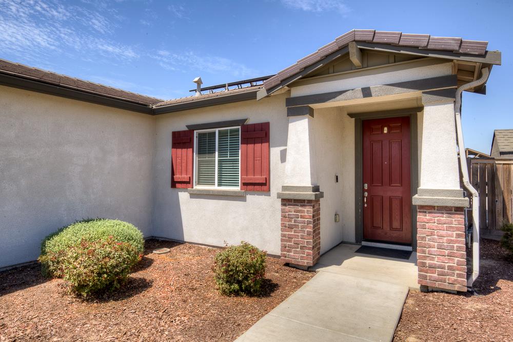 3609 Pacifica Dr, Madera, CA 93637