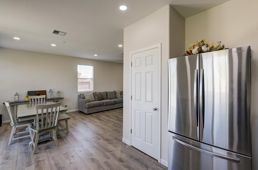 3609 Pacifica Dr, Madera, CA 93637