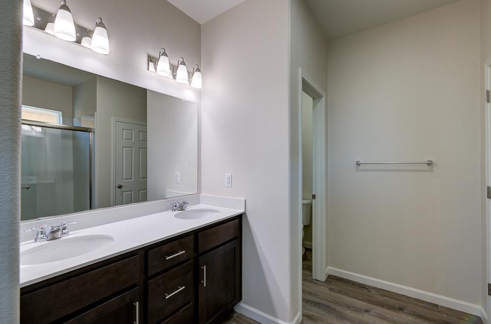 3609 Pacifica Dr, Madera, CA 93637