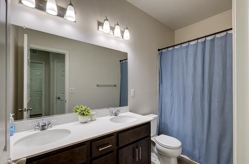 3609 Pacifica Dr, Madera, CA 93637