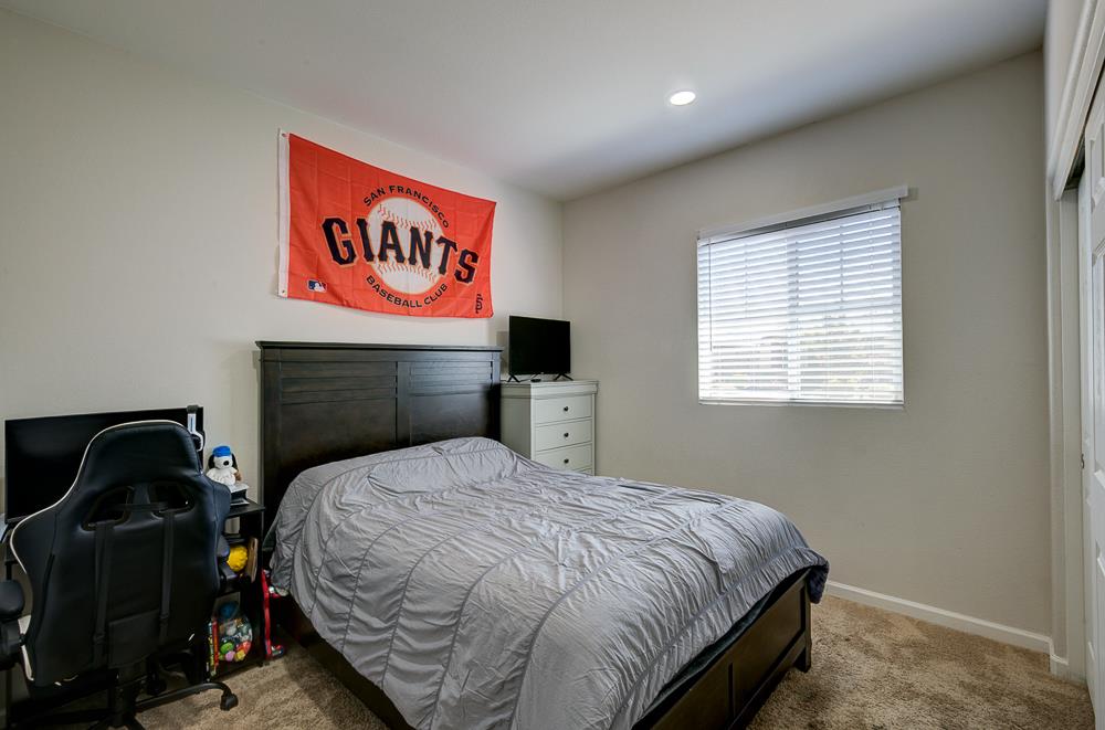 3609 Pacifica Dr, Madera, CA 93637