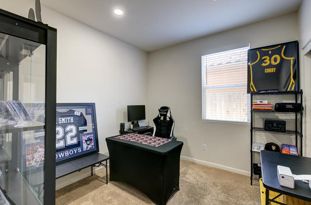 3609 Pacifica Dr, Madera, CA 93637