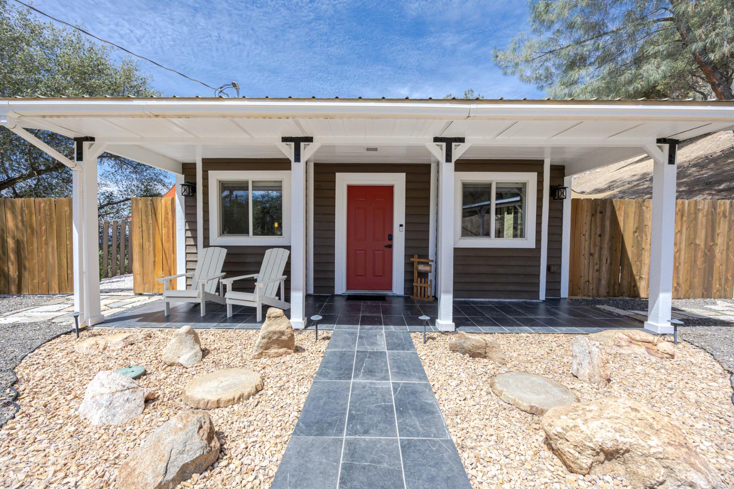 44041 Trabuco Rd, Coarsegold, CA 93614