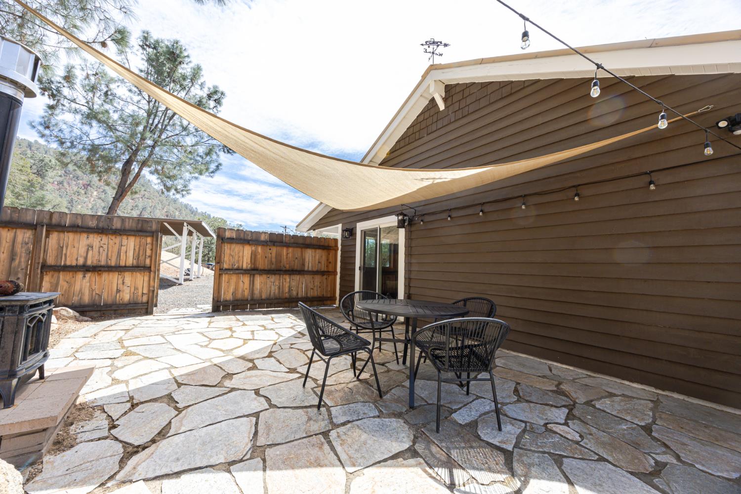 44041 Trabuco Rd, Coarsegold, CA 93614