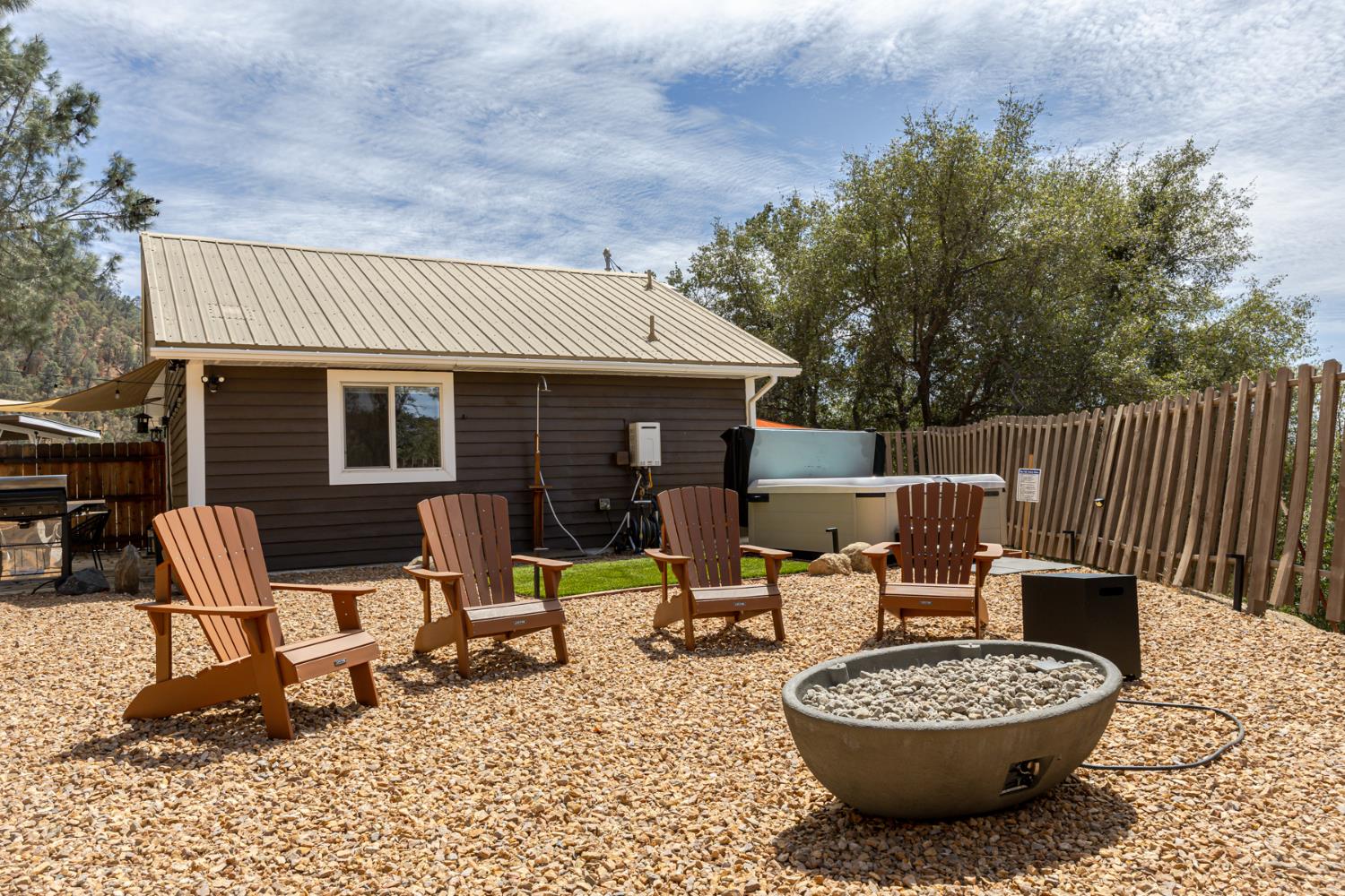 44041 Trabuco Rd, Coarsegold, CA 93614