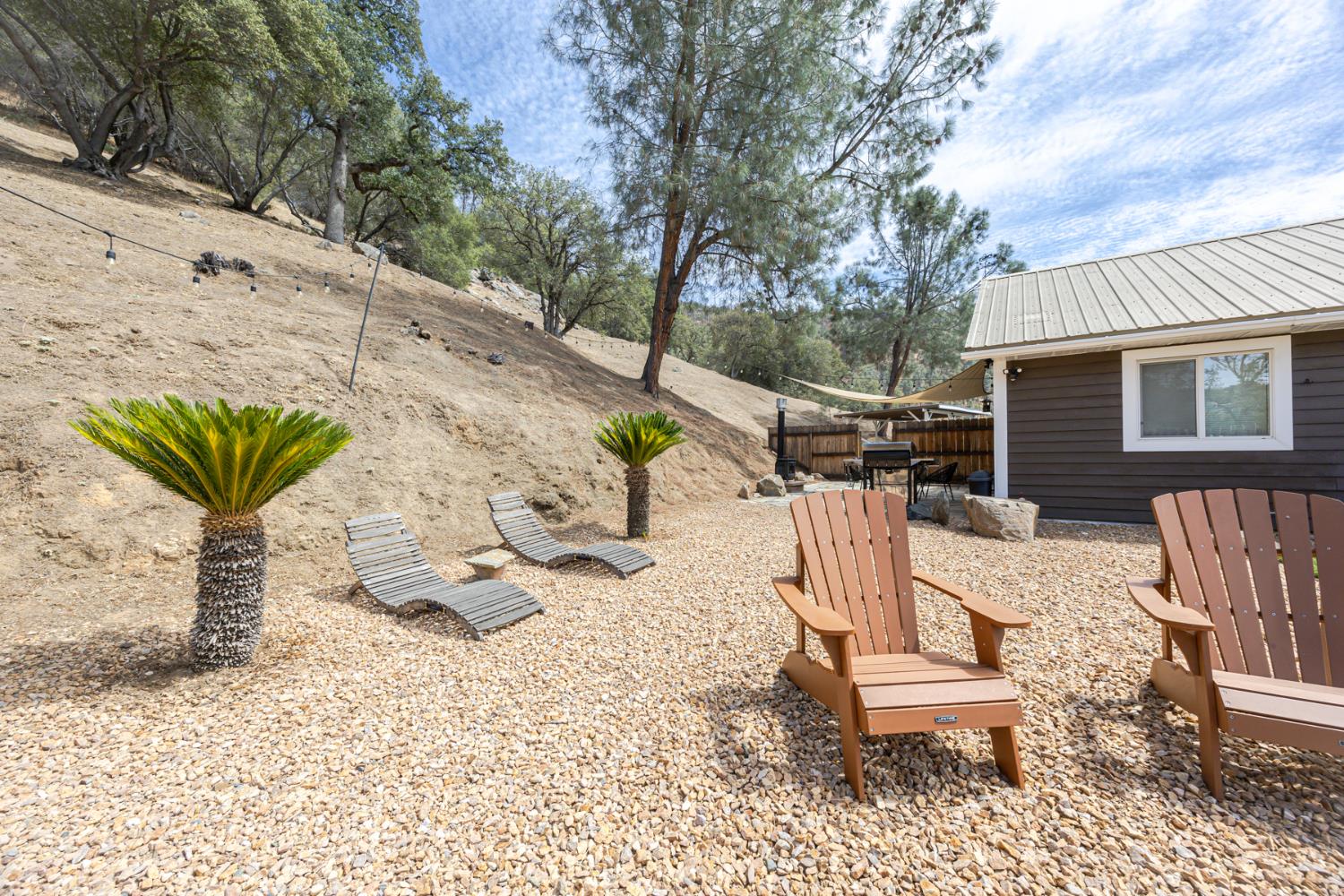 44041 Trabuco Rd, Coarsegold, CA 93614
