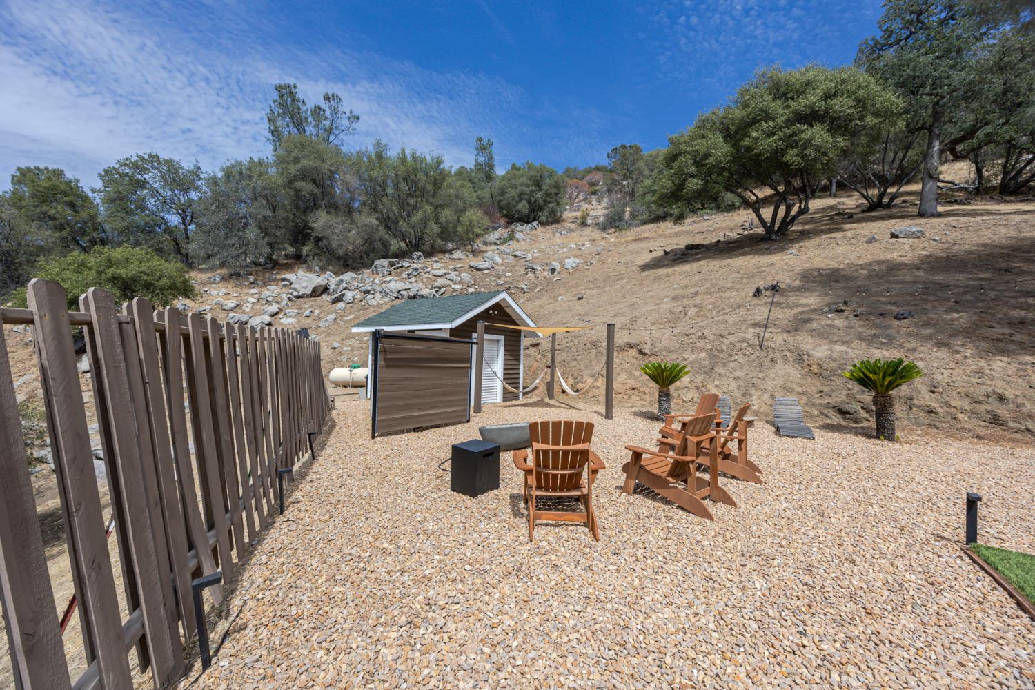 44041 Trabuco Rd, Coarsegold, CA 93614