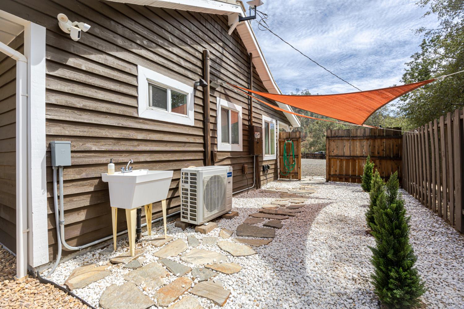 44041 Trabuco Rd, Coarsegold, CA 93614