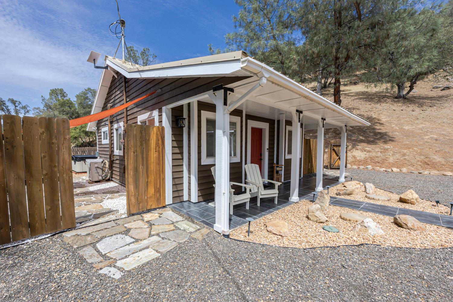 44041 Trabuco Rd, Coarsegold, CA 93614