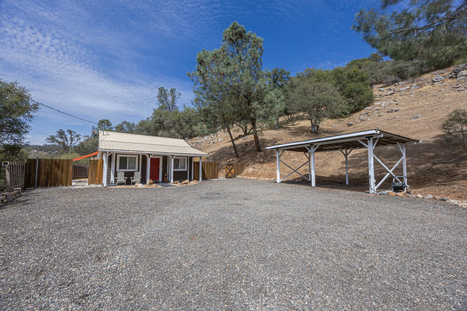 44041 Trabuco Rd, Coarsegold, CA 93614