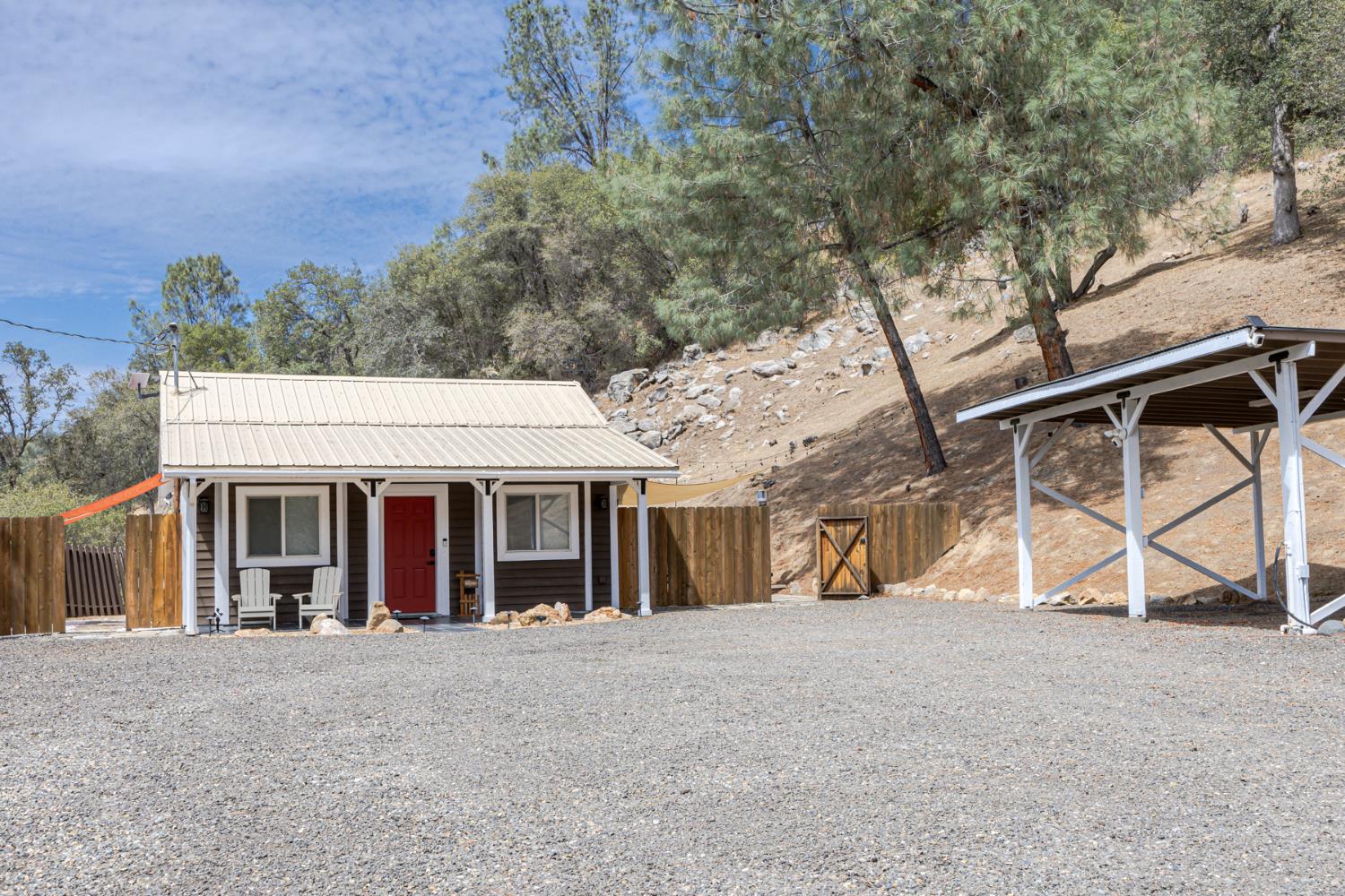 44041 Trabuco Rd, Coarsegold, CA 93614