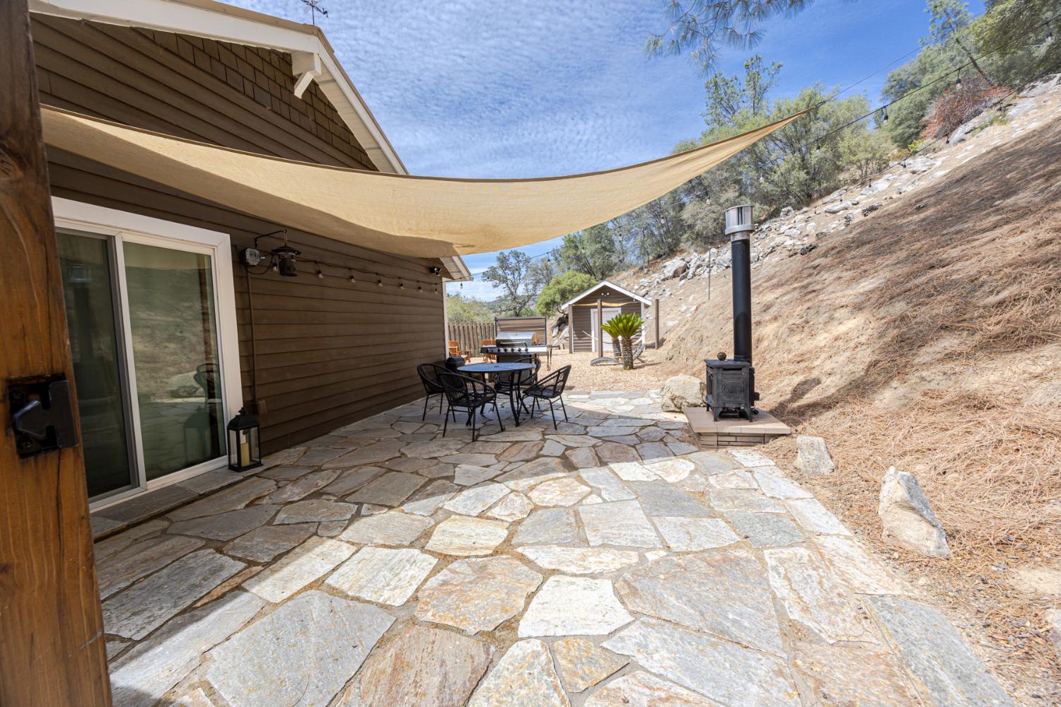 44041 Trabuco Rd, Coarsegold, CA 93614
