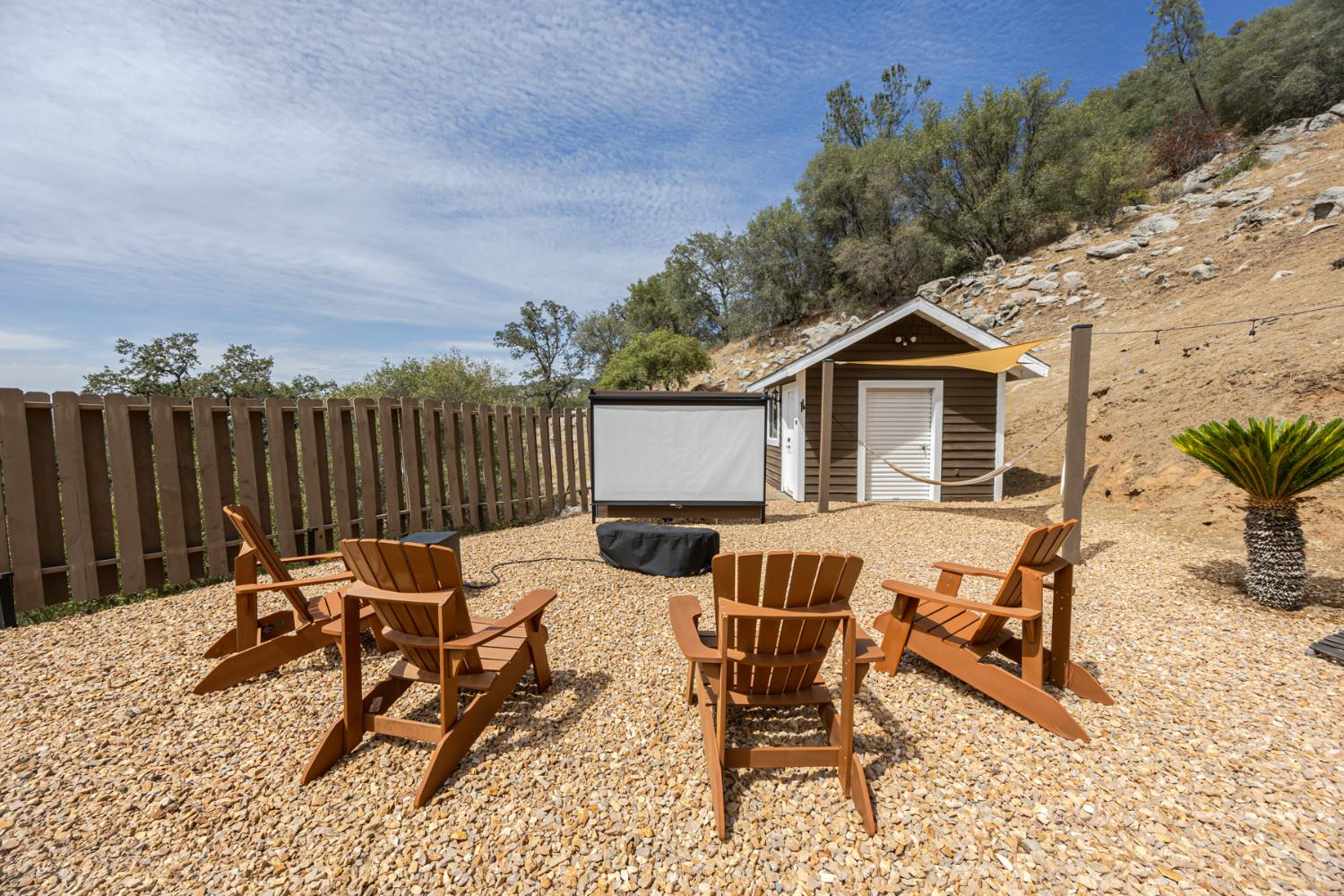 44041 Trabuco Rd, Coarsegold, CA 93614