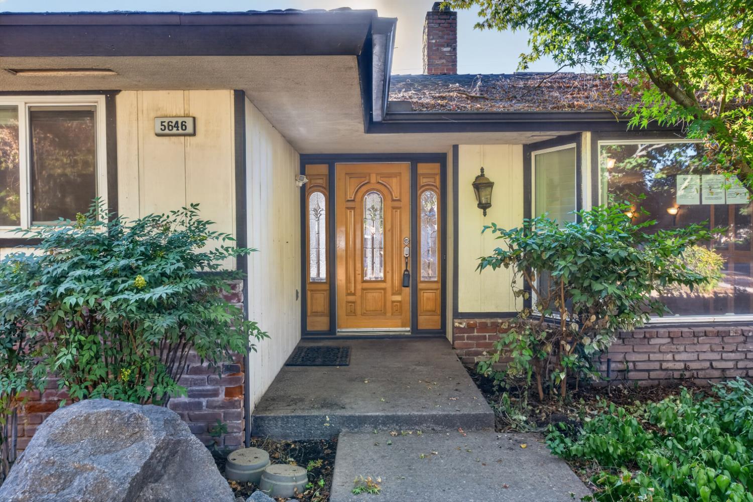 5646 N Lafayette Ave, Fresno, CA 93711