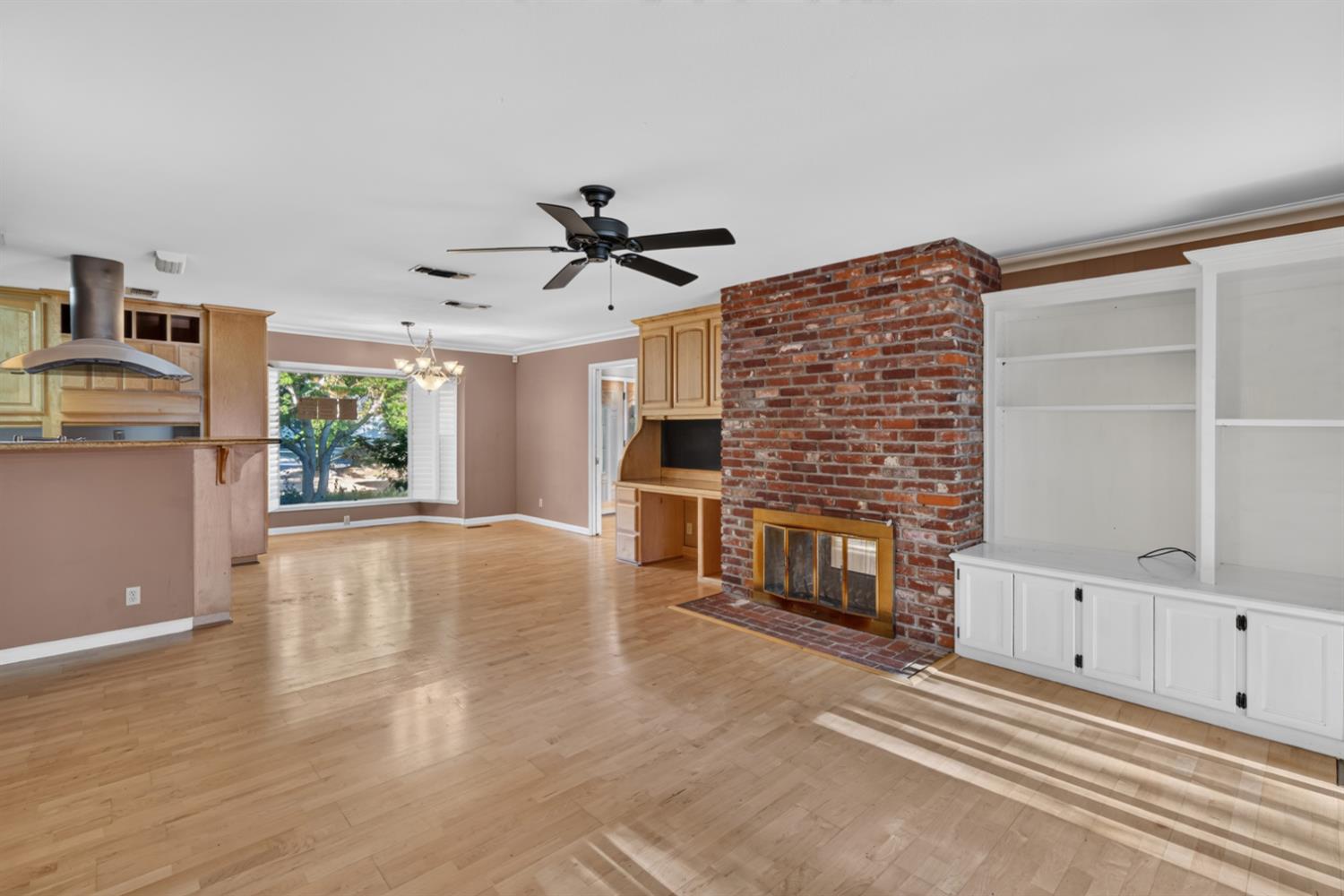 5646 N Lafayette Ave, Fresno, CA 93711