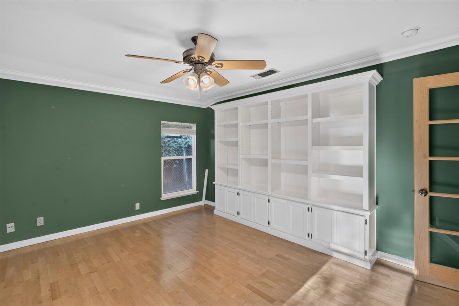 5646 N Lafayette Ave, Fresno, CA 93711